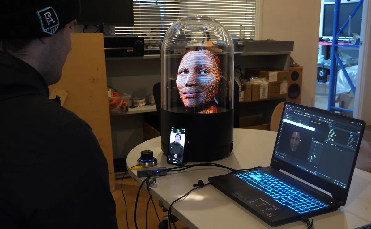 Voxel Photonics